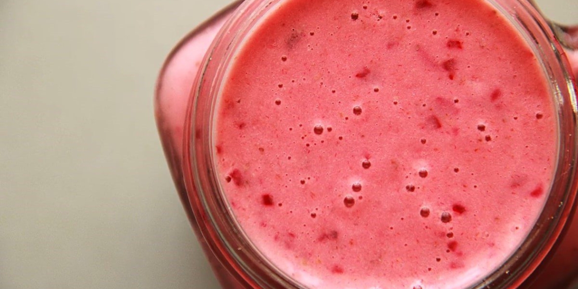 how to make sour sweet cherry banana smoothie refreshing 10832