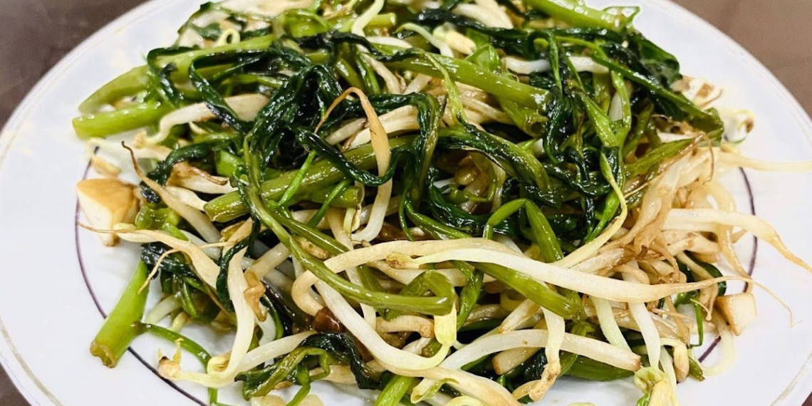 how to make stir fried water spinach with garlic delicious vegetarian recipe 17132