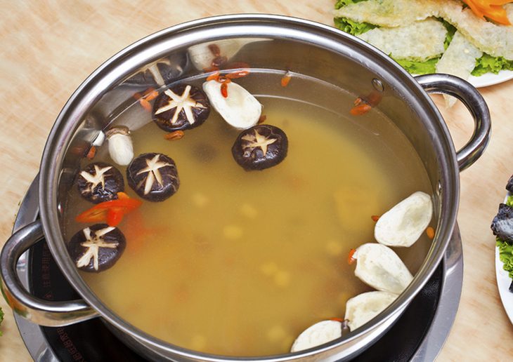 Step 3 Cooking chicken hot pot broth Chicken mushroom hot pot