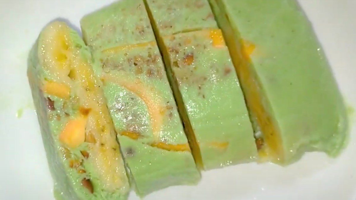 Pandan Leaf Banana Ice Cream