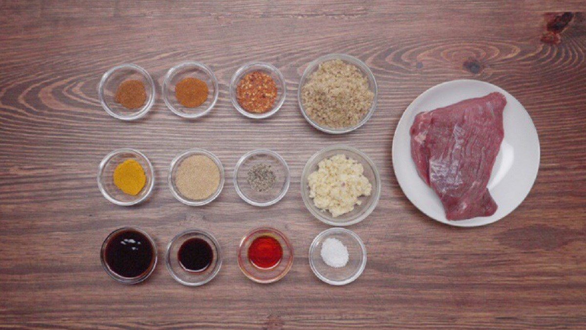 Ingredients for shredded dried beef dish