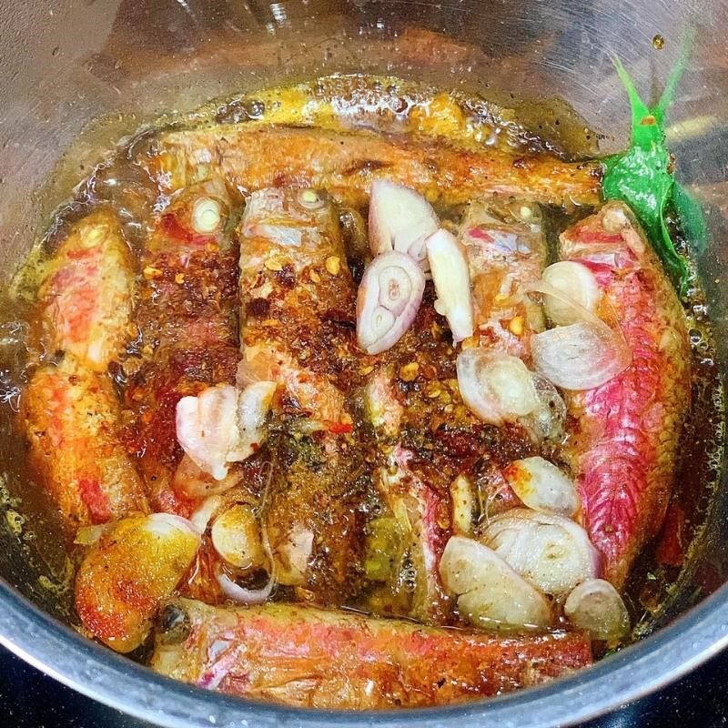 Step 3 Fish Stew Fish Stew with Turmeric Leaf and Sugarcane