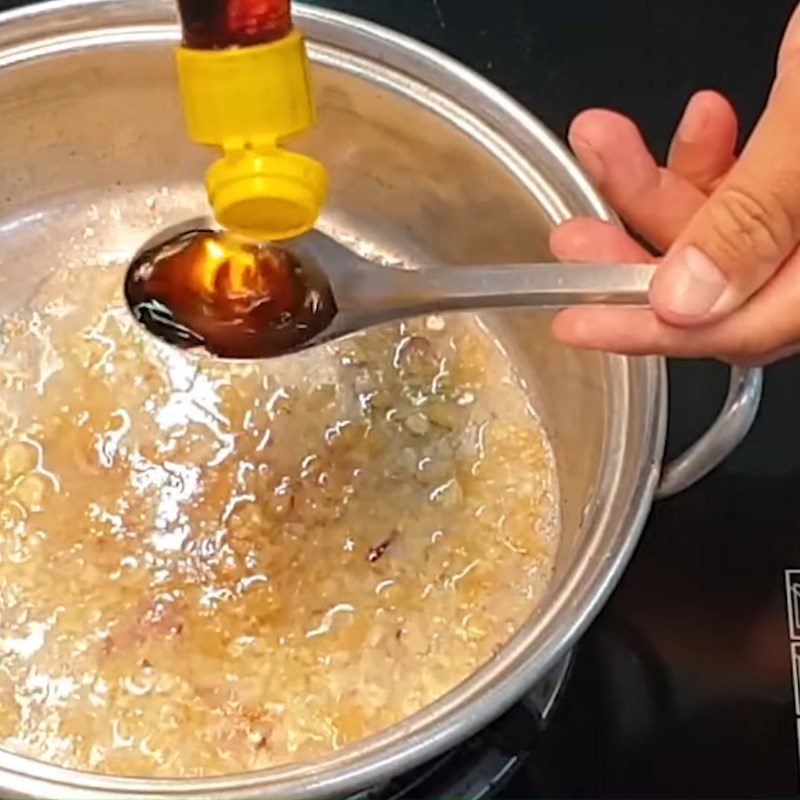 Step 3 Stew the anchovies Anchovy stew