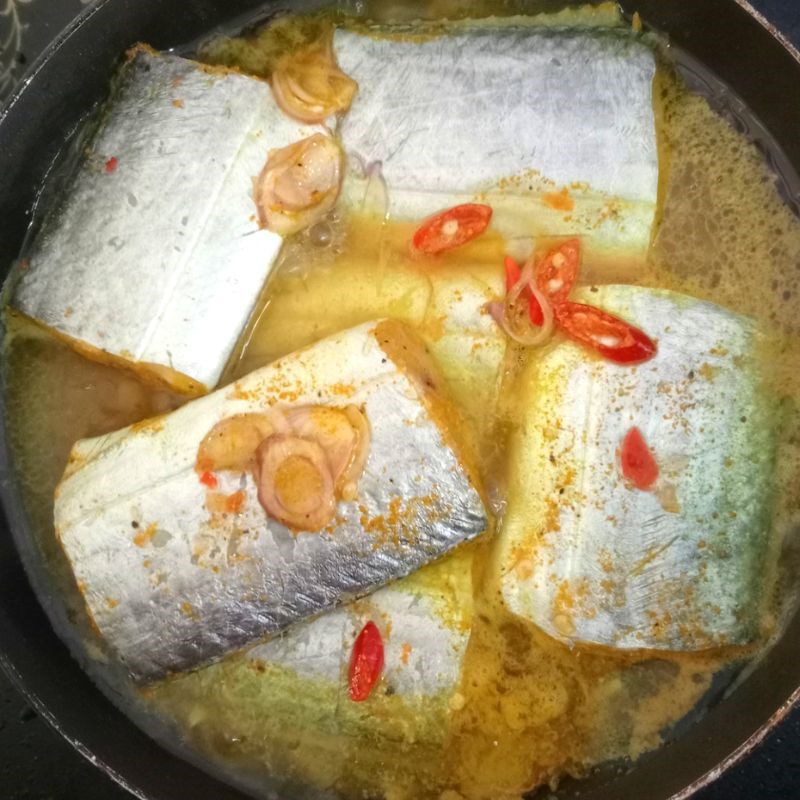 Step 2 Braised Goby Fish How to make beautifully golden, fragrant, and flavorful braised goby fish