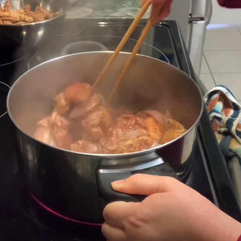 Step 4 Chicken Braised with Bamboo Shoots