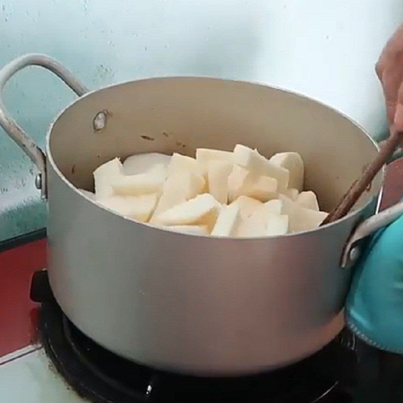 Step 4 Cooking the Dish Braised Meat with Jicama