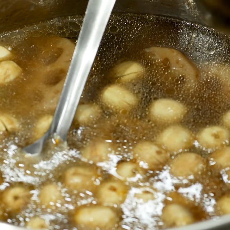 Step 3 Stewed Dishes Lotus Root Stew with Lotus Seeds