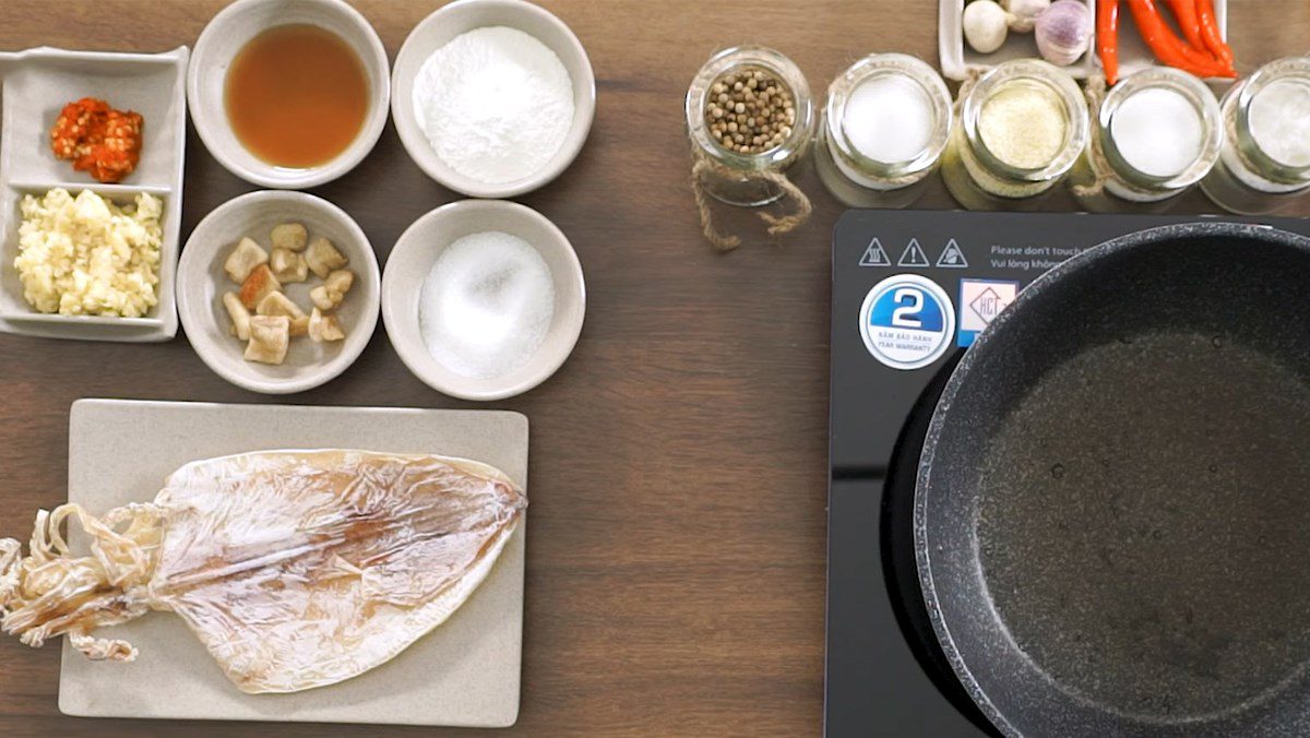 Ingredients for dried squid in tamarind and fish sauce