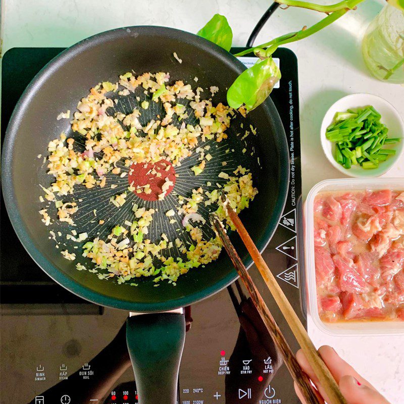 Step 2 Braised Pork for Pork Braised with Turmeric Fermented Rice