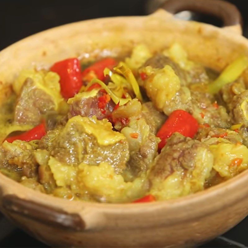 Step 3 Braised Beef with Lemongrass and Turmeric