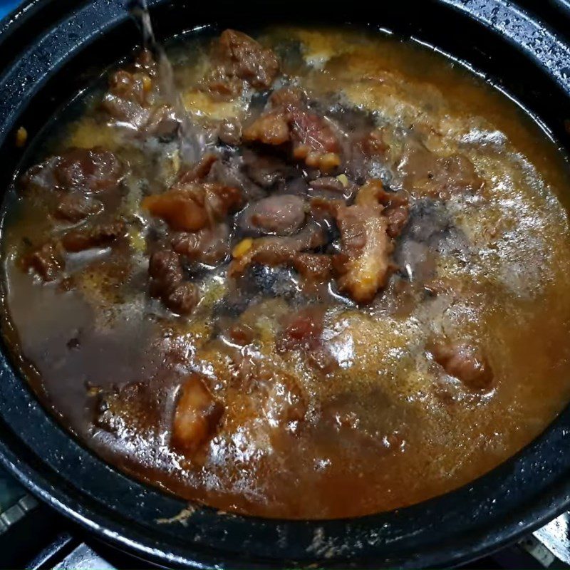 Step 4 Braised Meat Braised Beef with White Radish