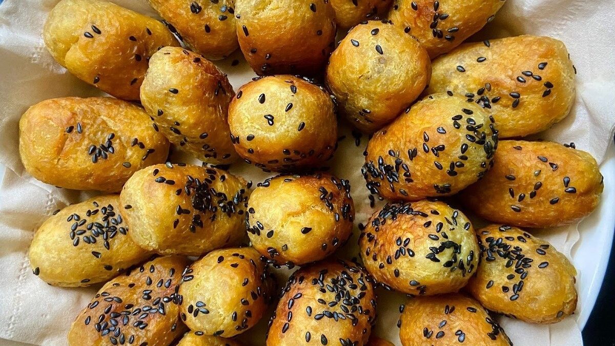 Sweet Potato Dumplings with Black Sesame