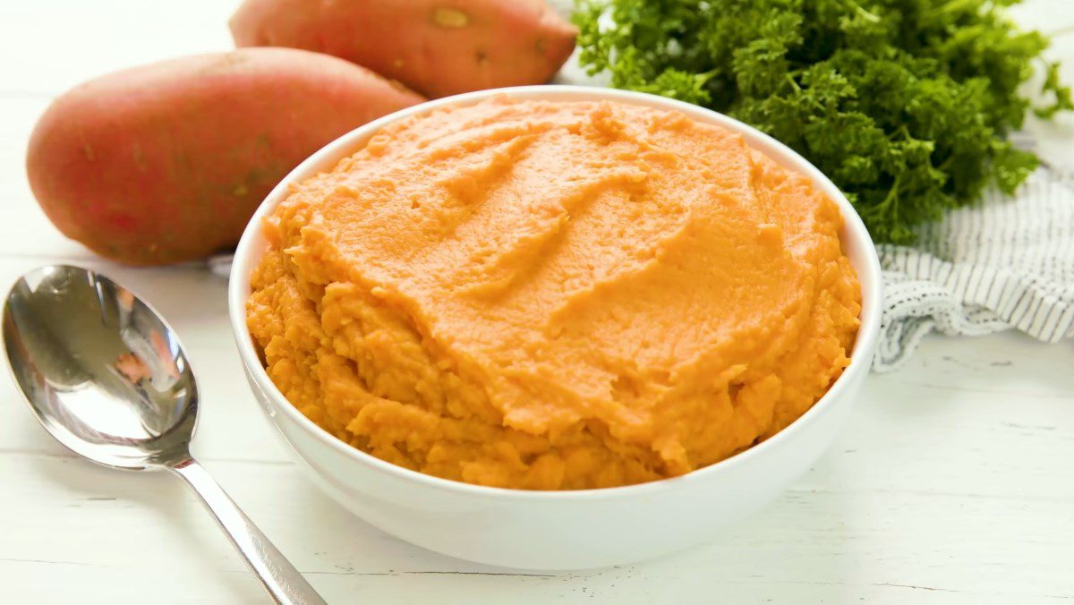 4 ways to make deliciously smooth mashed sweet potatoes for Christmas 20 Honey cinnamon mashed sweet potatoes