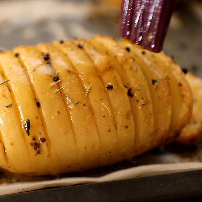 Step 4 Baking the potatoes Simple baked potatoes