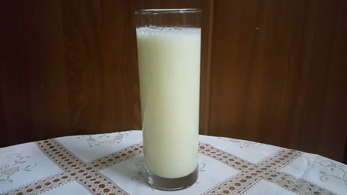 Mashed Potatoes Mixed with Fresh Milk