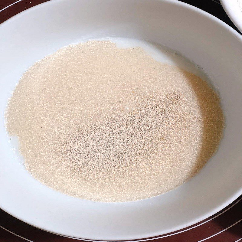 Step 1 Activate the yeast with warm milk for Turkish flatbread