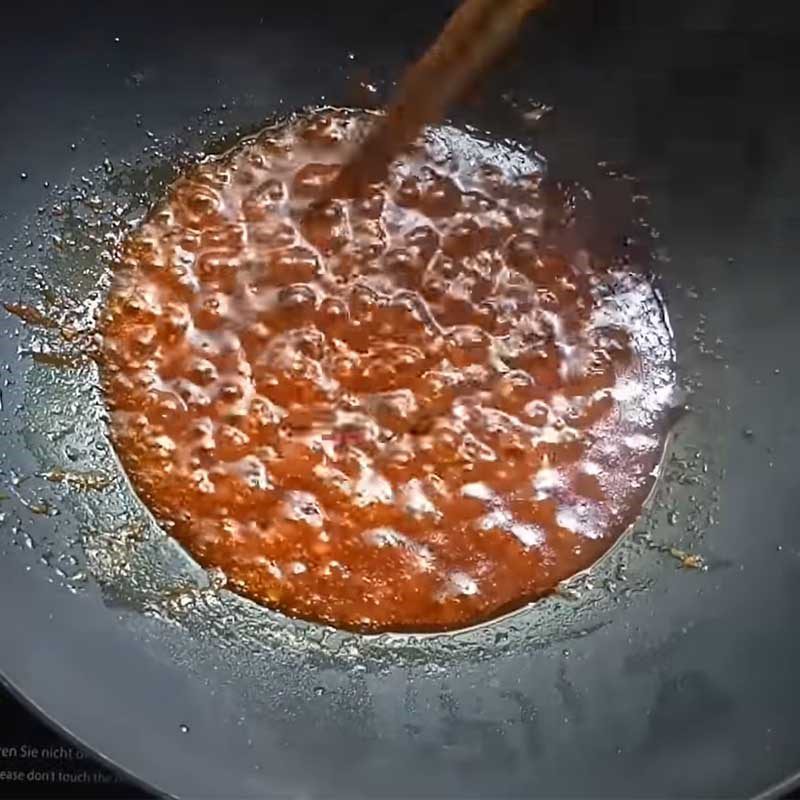 Step 3 Make tamarind sauce for braised spare ribs