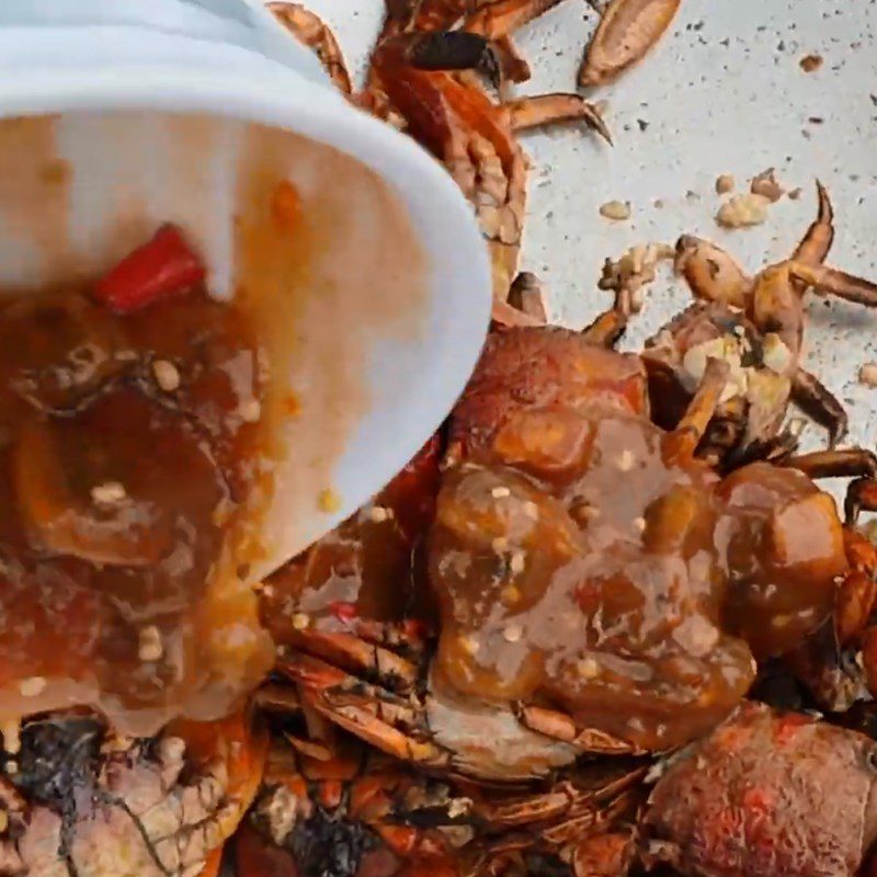 Step 4 Making crab with tamarind sauce