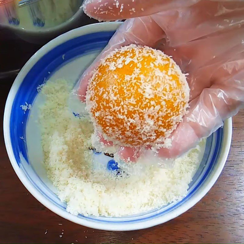 Step 7 Making coconut pumpkin cake