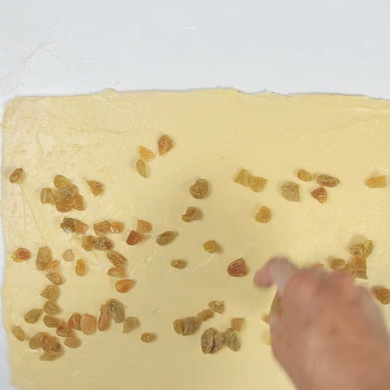 Step 3 Making Danish grape bread Danish grape bread