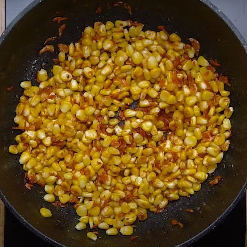 Step 3 Making salted egg corn stir-fry Salted egg corn stir-fry