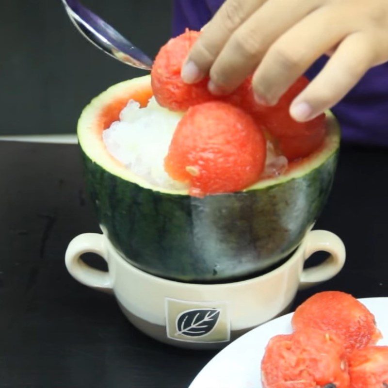 Step 3 Make watermelon bingsu Bingsu watermelon milk