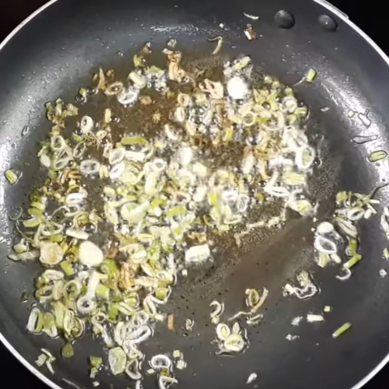 Step 4 Stir-fried mixed broccoli Stir-fried mixed broccoli