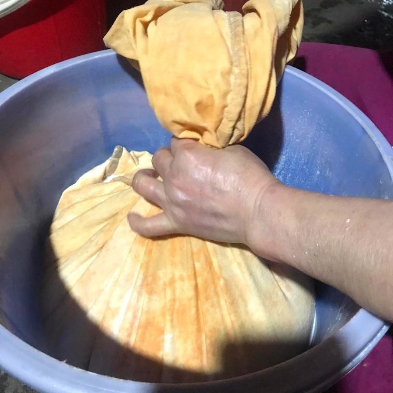 Step 1 Making the cake batter for Bánh Áp Chao Lạng Sơn