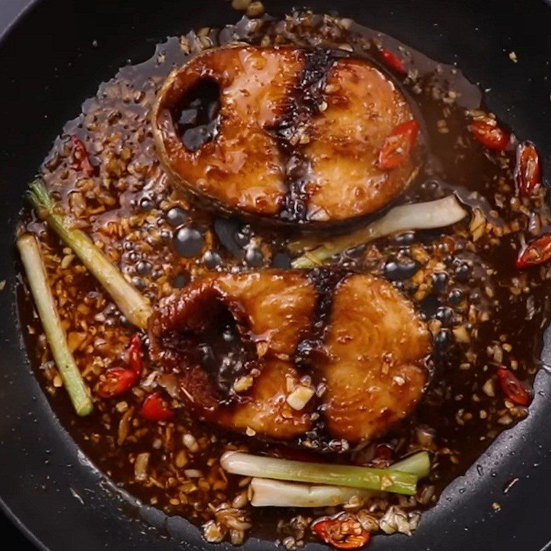 Step 3 Making Fried Tuna with Fish Sauce Fried tuna with fish sauce