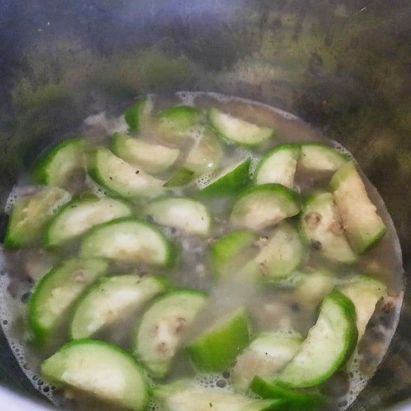 Step 2 Making clam soup with gourd Clam soup with gourd