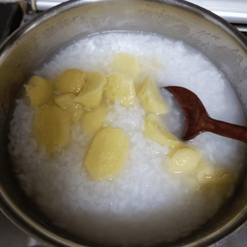 Step 4 Cooking pig heart porridge with potatoes Pig heart porridge cooked with potatoes