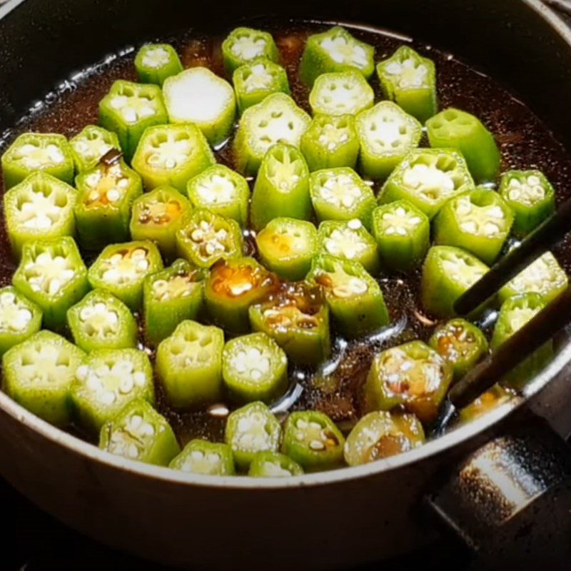 Step 3 Cooking Okra in Soy Sauce Okra cooked in soy sauce