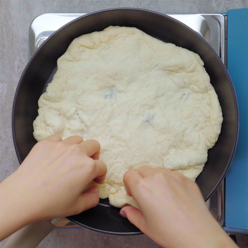 Step 3 Making the Halloween Pizza Base