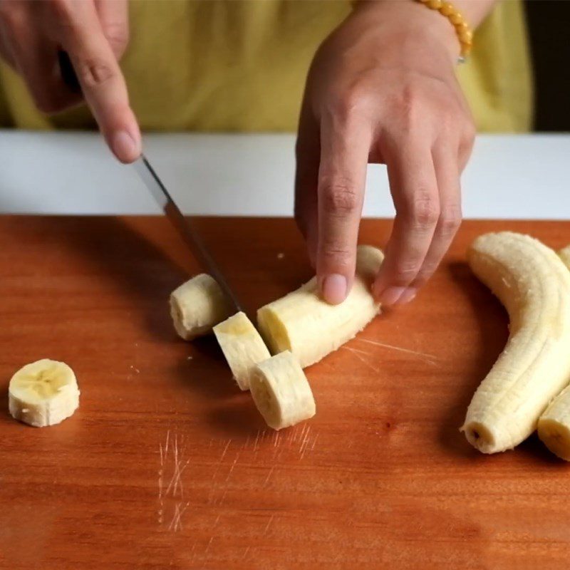 Step 1 Freeze the Bananas Raspberry Banana Ice Cream