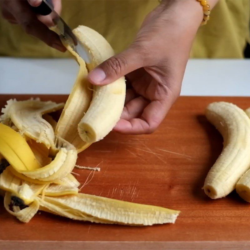 Step 1 Freeze the Bananas Raspberry Banana Ice Cream