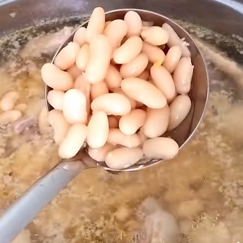 Step 3 Making Chicken Stew with White Beans Chicken Stew with White Beans Shiitake Mushrooms