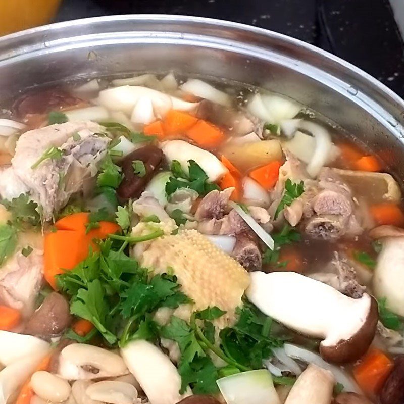 Step 3 Making Chicken Stew with White Beans Chicken Stew with White Beans Shiitake Mushrooms