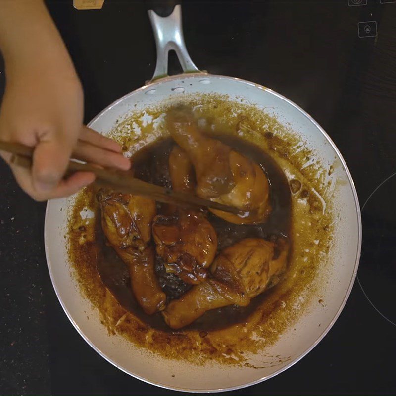 Step 3 Make roasted chicken Sticky rice with roasted chicken