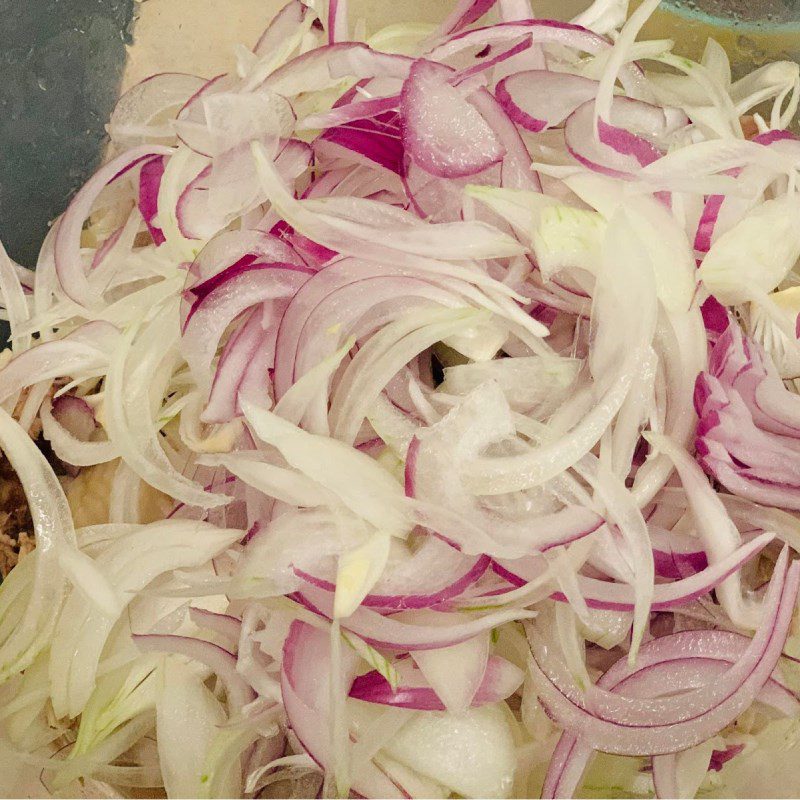 Step 4 Shredded chicken Chicken rice Hoi An (recipe shared by users)