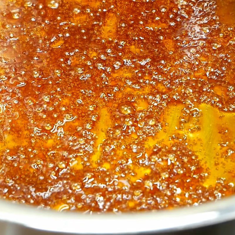 Step 3 Prepare seasoning for marinating chicken Chicken thighs braised in fish sauce