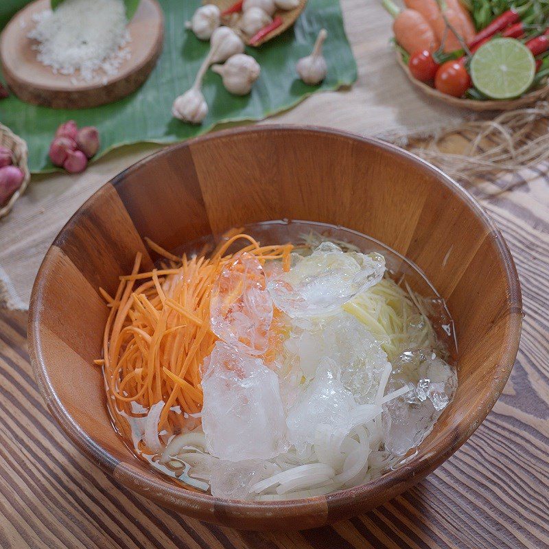 Step 4 Making salad to serve Hoi An Chicken Rice