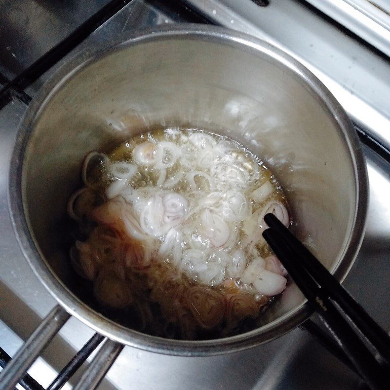 Step 3 Prepare Fried Onions Chicken Salad with Onion and Cucumber