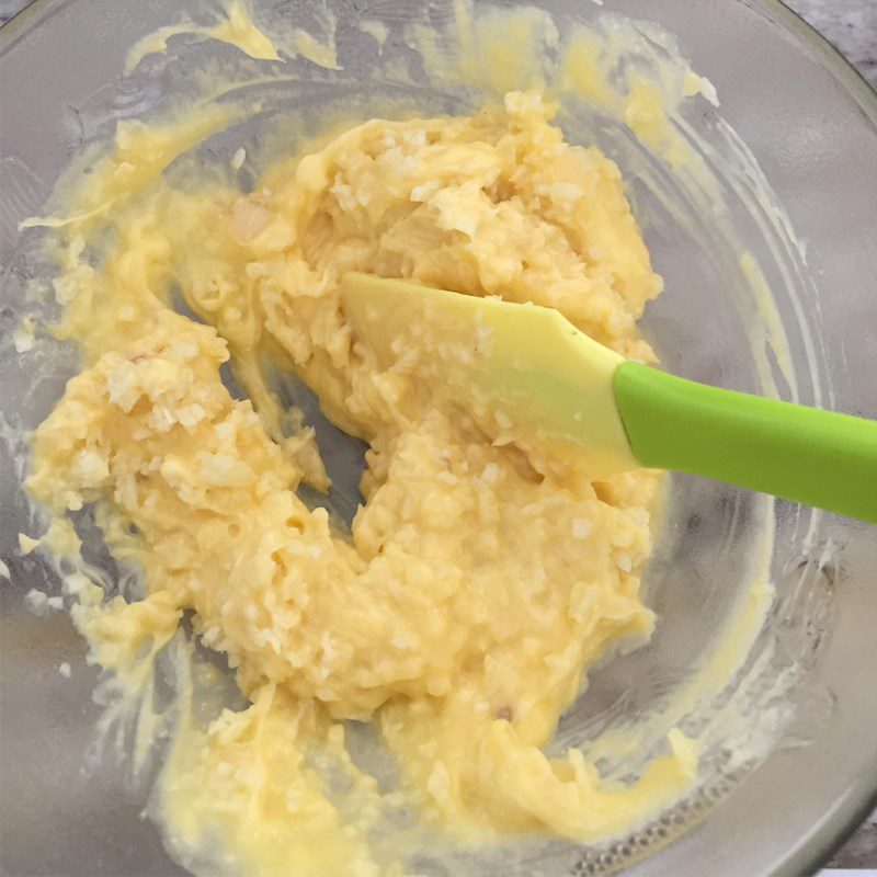 Step 1 Make garlic butter mixture for garlic butter bread