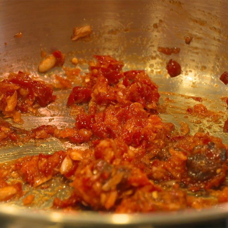 Step 2 Make the chili mixture for the salad Fish salad Phan Thiet