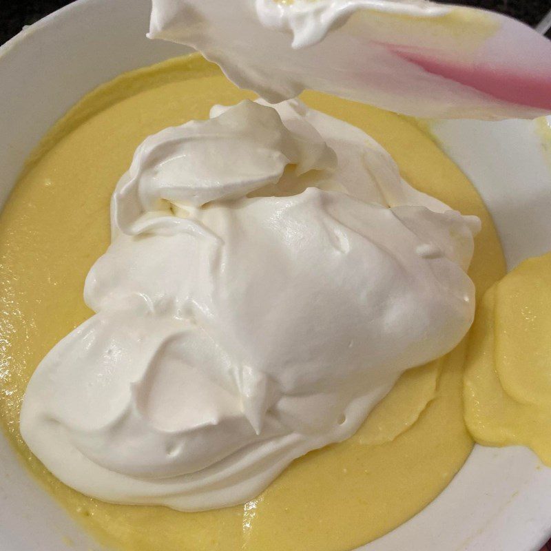 Step 4 Making corn cheese ice cream Corn cheese cake (Recipe shared by users)