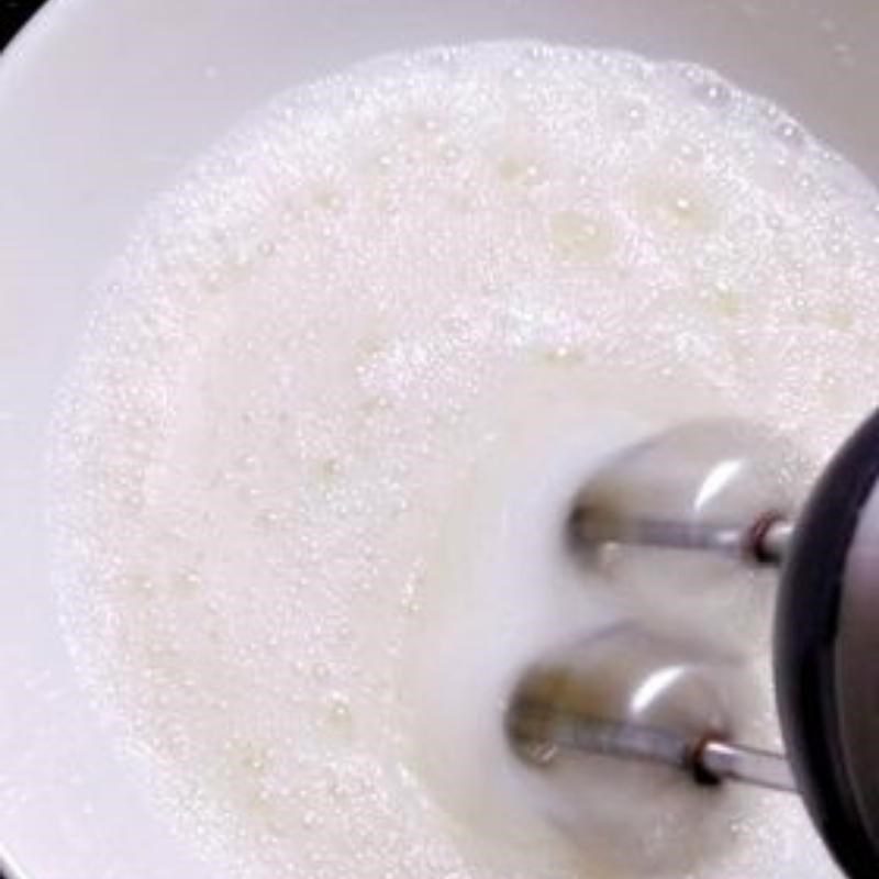 Step 1 Make egg cream Sponge Cake using an Air Fryer