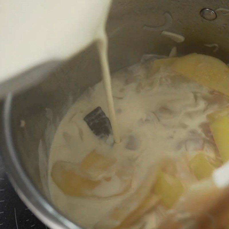 Step 4 Make mashed potatoes Tuna with cheese sauce