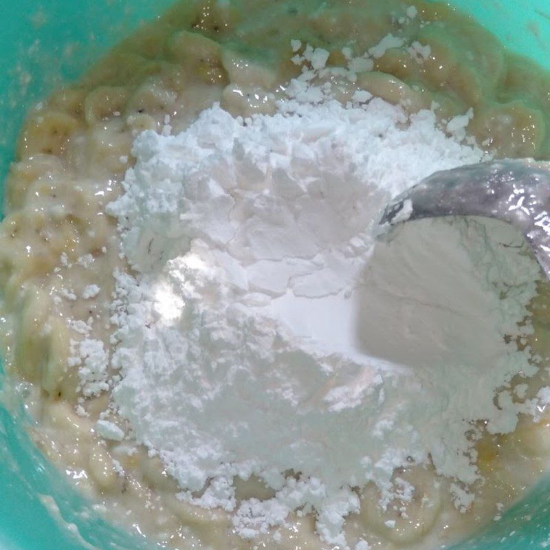 Step 2 Make the soft dough layer for Steamed Banana Cake with Coconut Milk using Tapioca Flour and Rice Flour