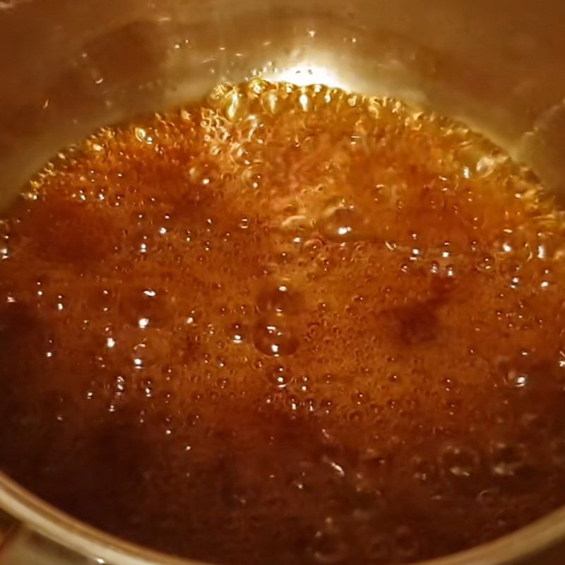 Step 1 Making the caramel layer Flan cake with condensed milk and fresh milk