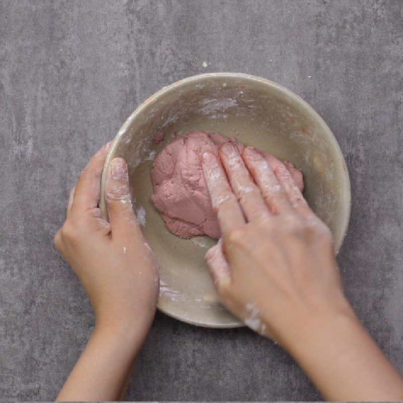 Step 3 Making colorful five-color sticky rice dumplings